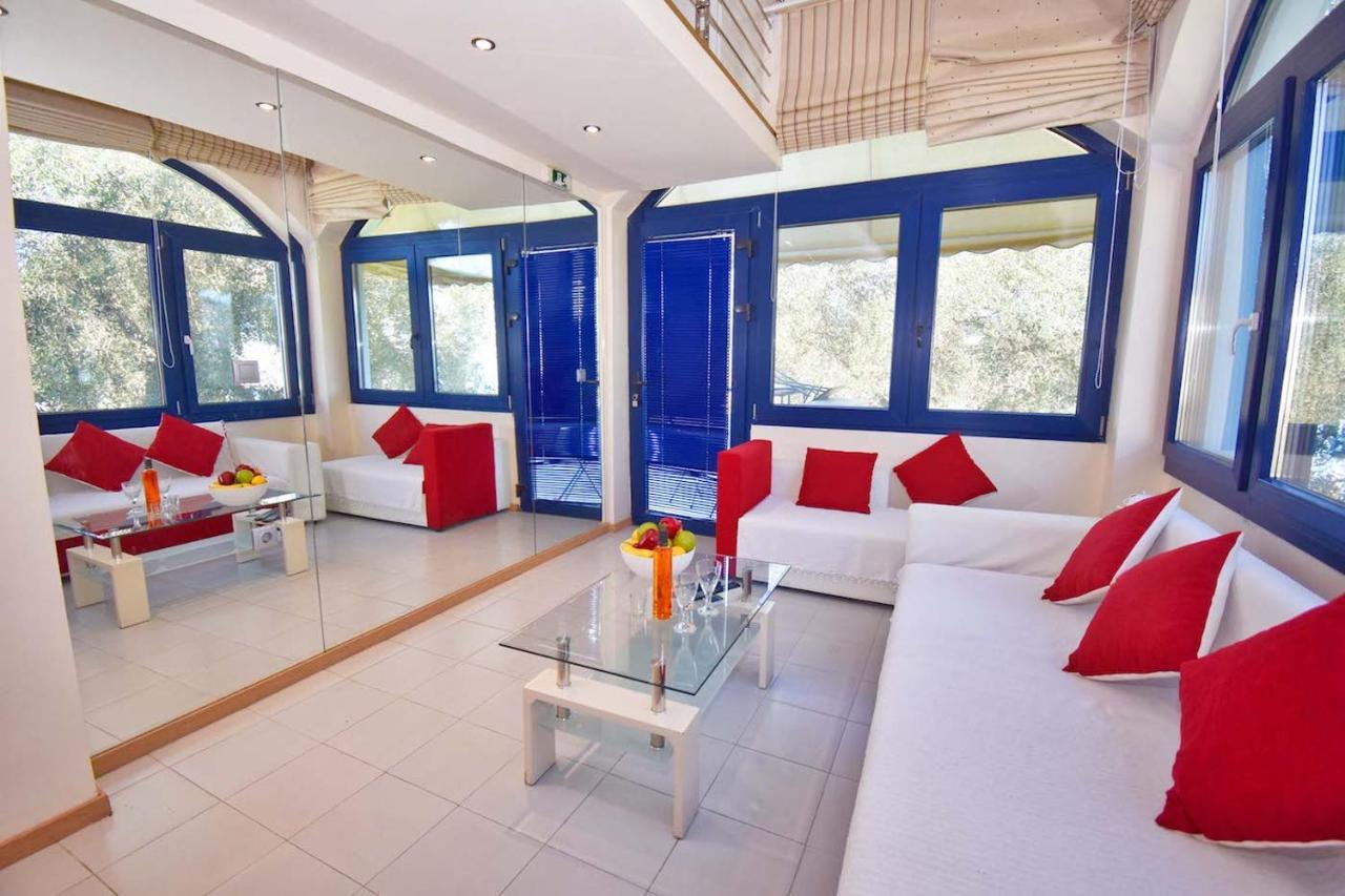 - Luxury Apartament