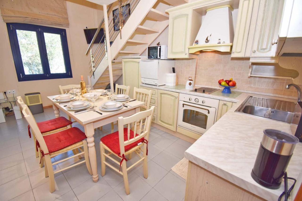 - Luxury Apartament Gouvia